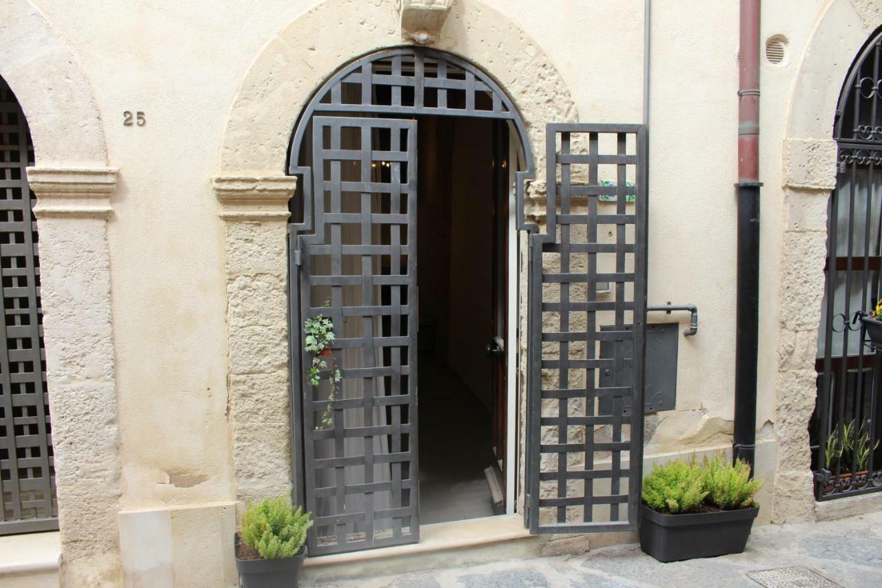 Villa Magica Ortigia à Syracuse Extérieur photo
