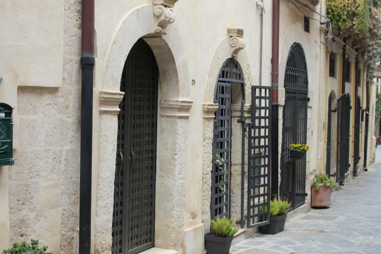 Villa Magica Ortigia à Syracuse Extérieur photo