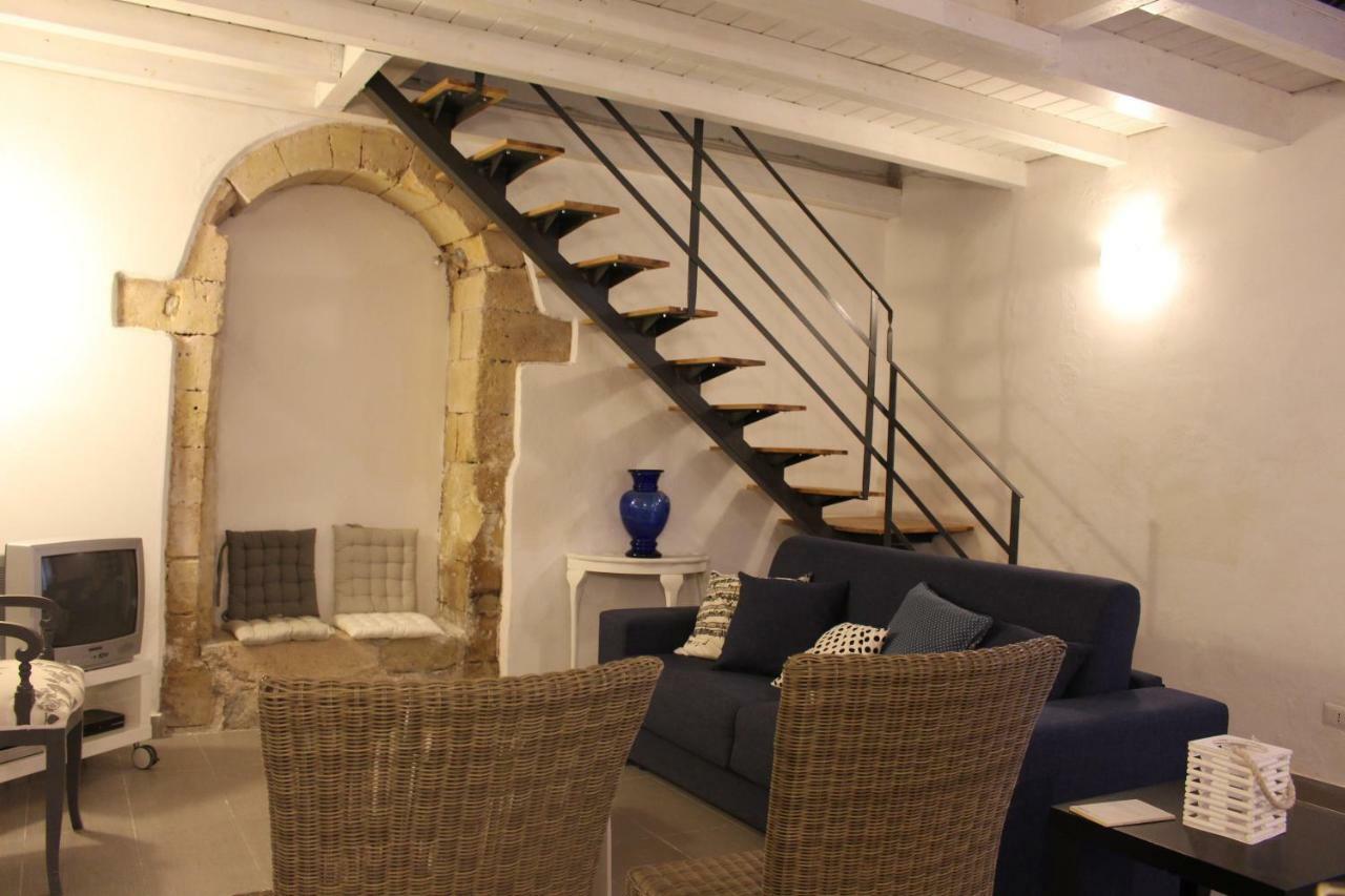 Villa Magica Ortigia à Syracuse Extérieur photo